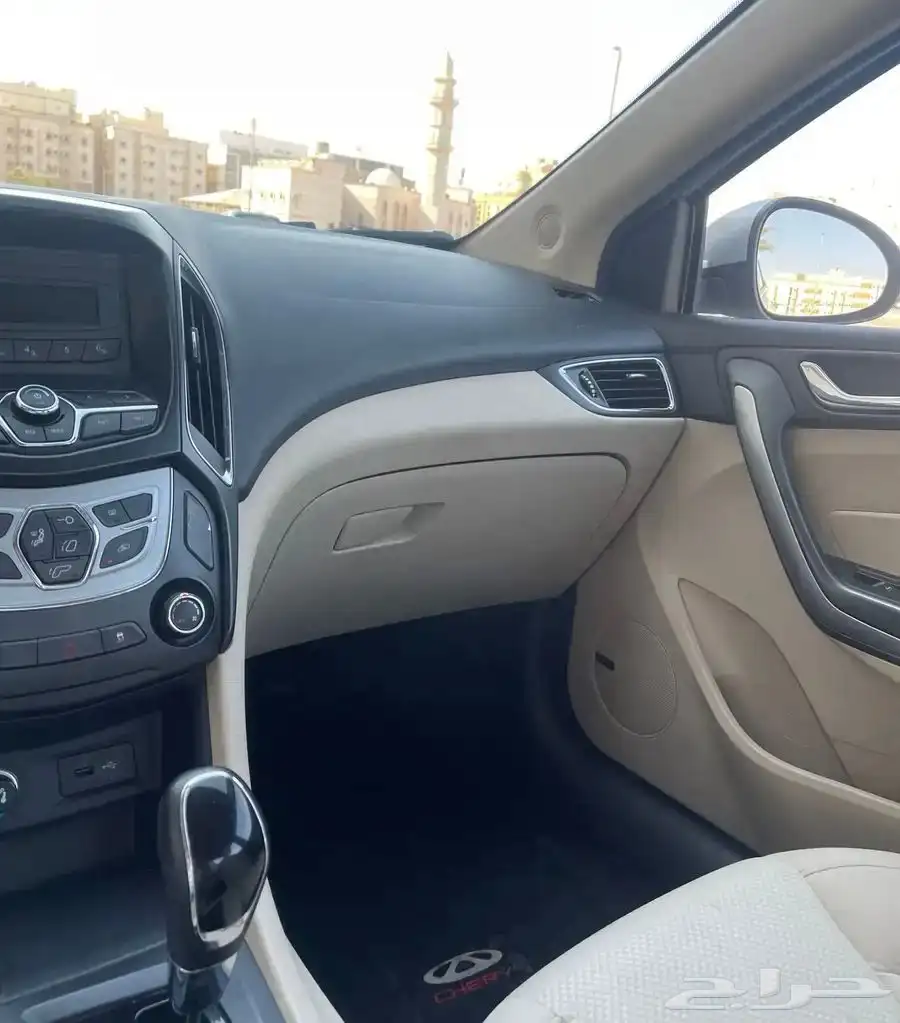 سيارة للبيع شيرى ارويز 5 6