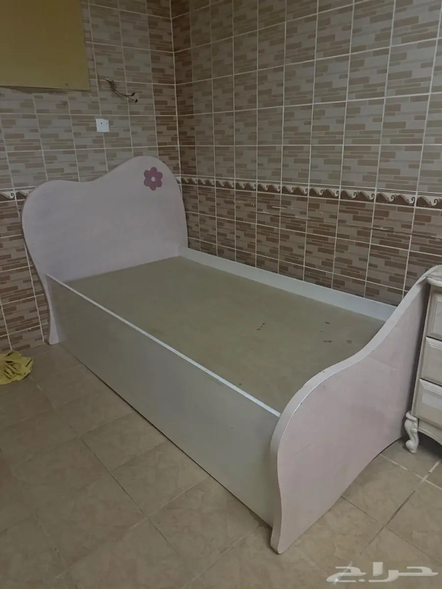 اثاث مستعمل 1