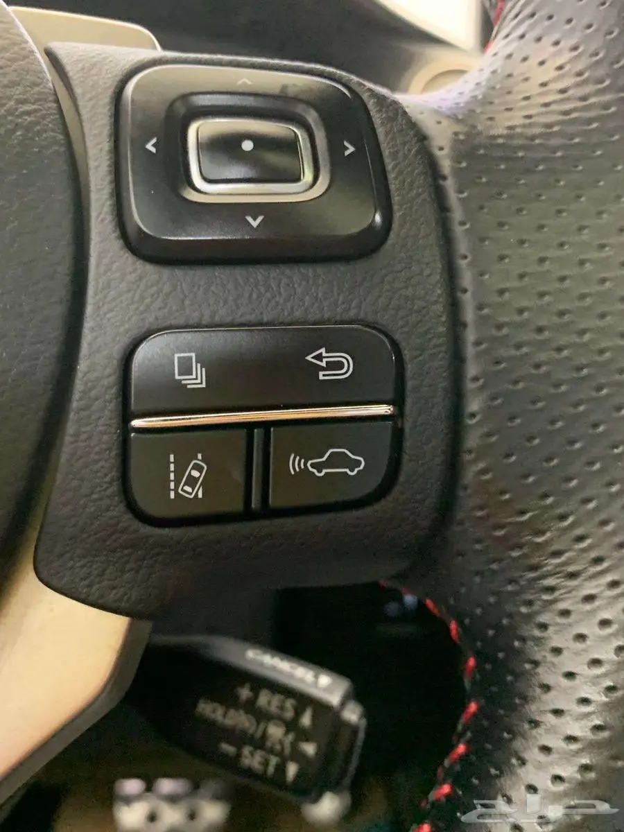 لكزس NX 300 2020 12