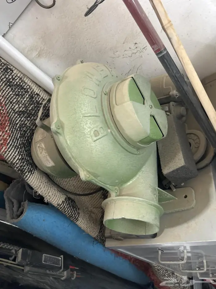 نجور تراثيه نحاس ودلال وادوات اخرى 4