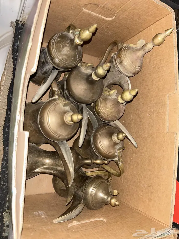 نجور تراثيه نحاس ودلال وادوات اخرى 3