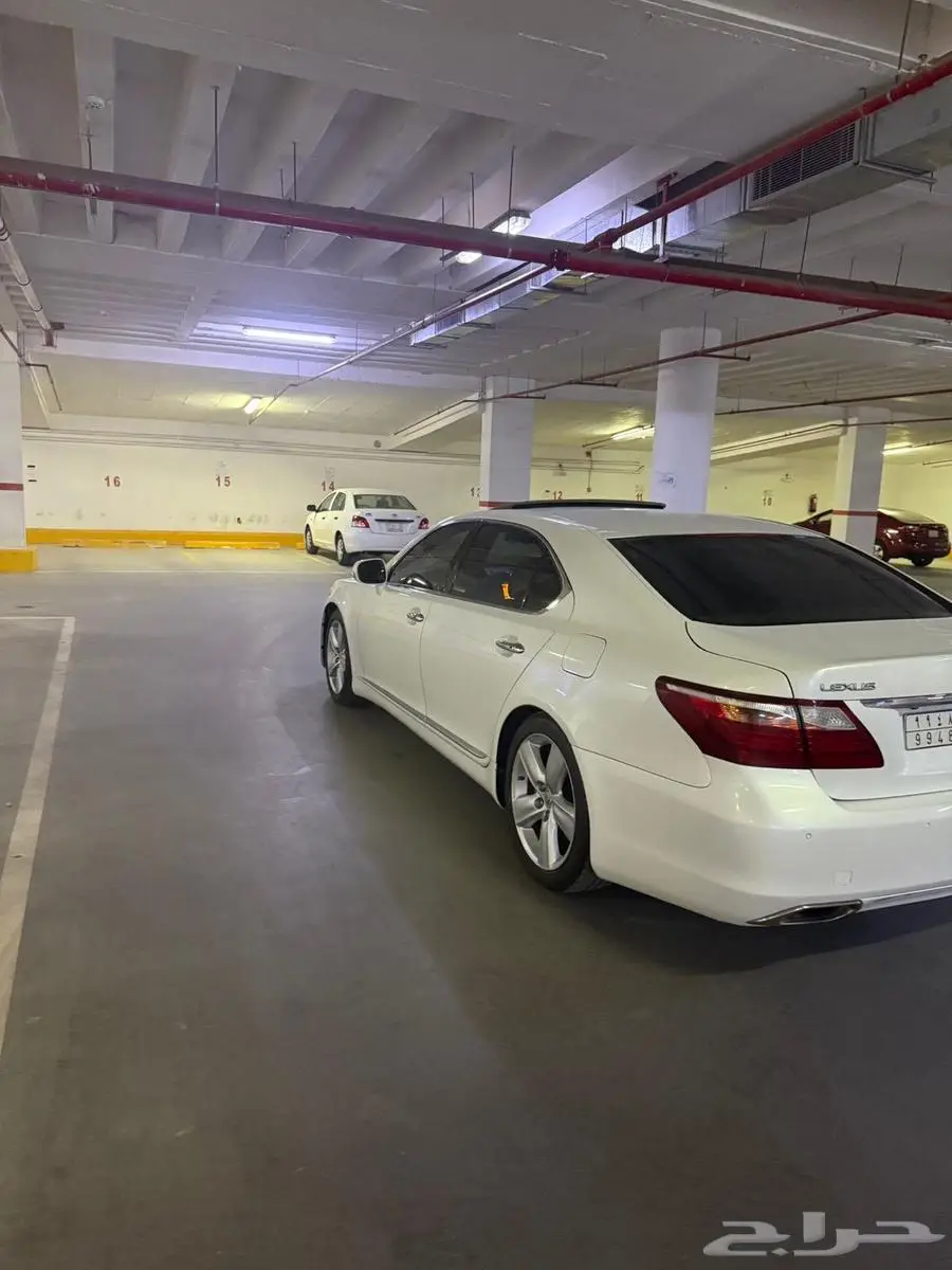لكزس LS 2011 10