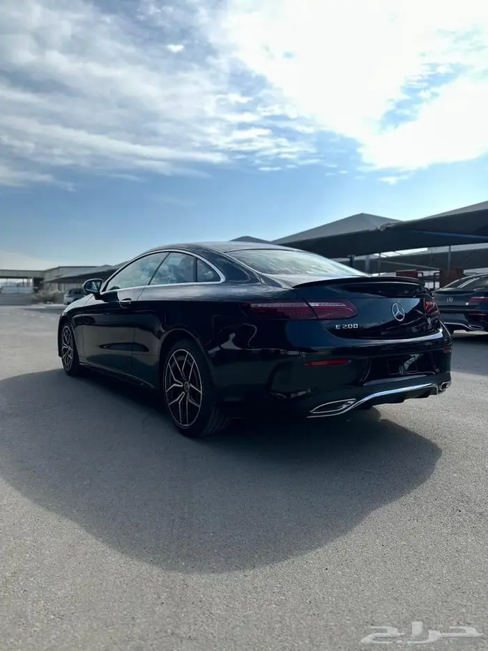 للبيع السريع مرسيدس E-Coupe 2023 فل أوبشن   ممشى 15 ألف فقط 5