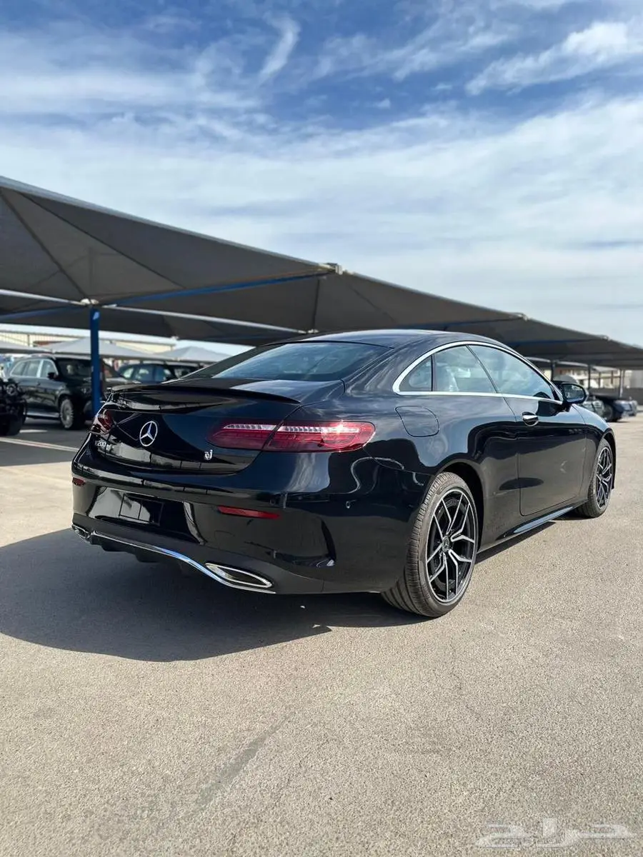 Mercedes E Coupe 2023 8