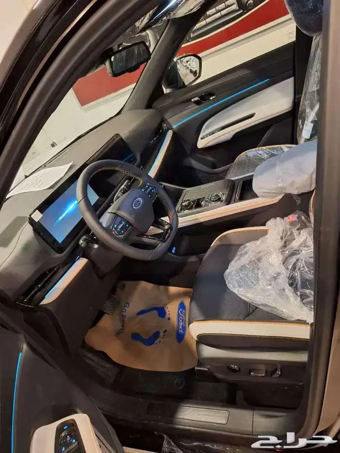 فورد- تريتوري دارك اديشن 1.8 بنزين - موديل 2025 12