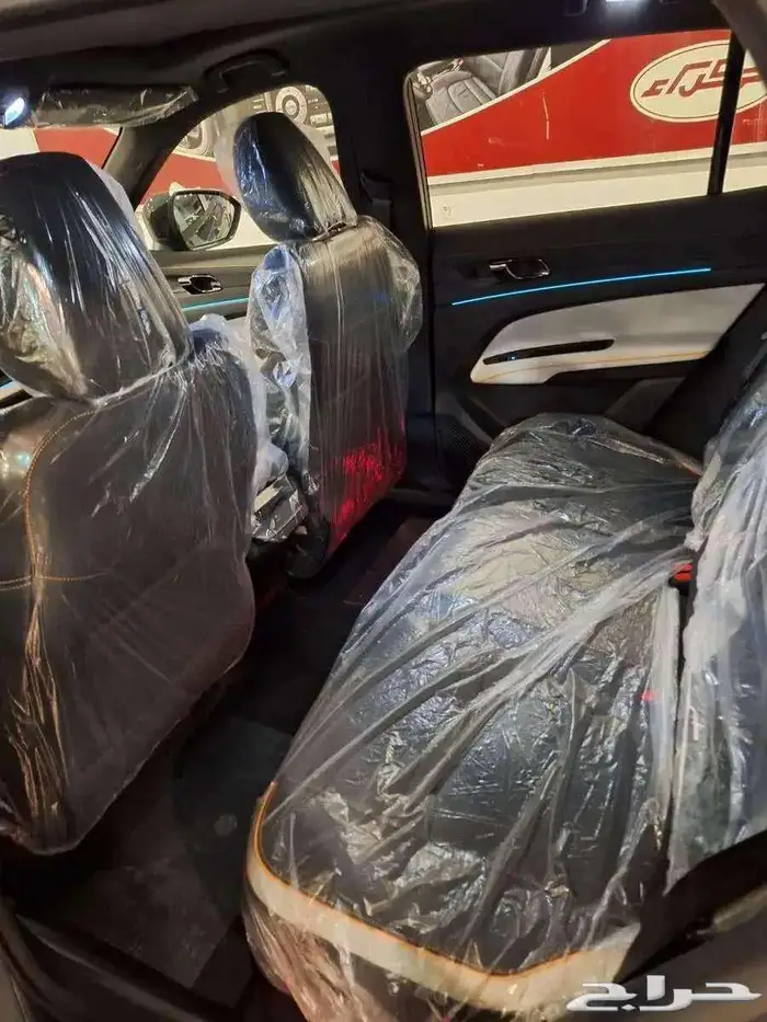 فورد- تريتوري دارك اديشن 1.8 بنزين - موديل 2025 3