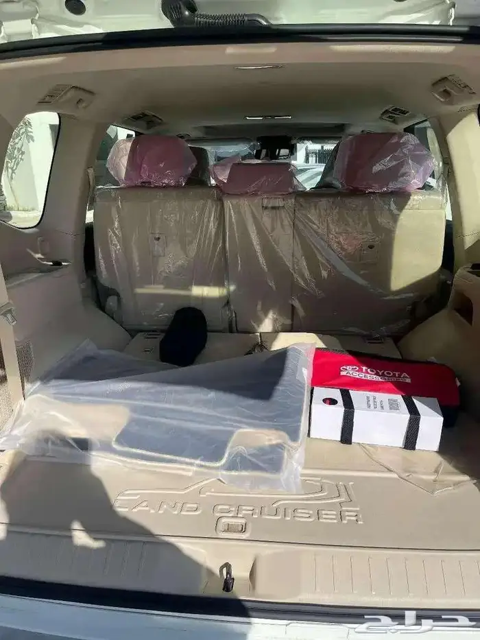 لاند كروزر (جكسار3) GXR 3 بنزين ابيض 13