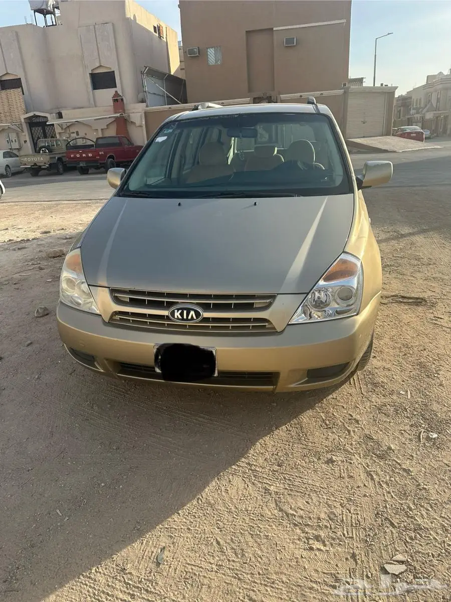 كيا كرنفال 2009 4