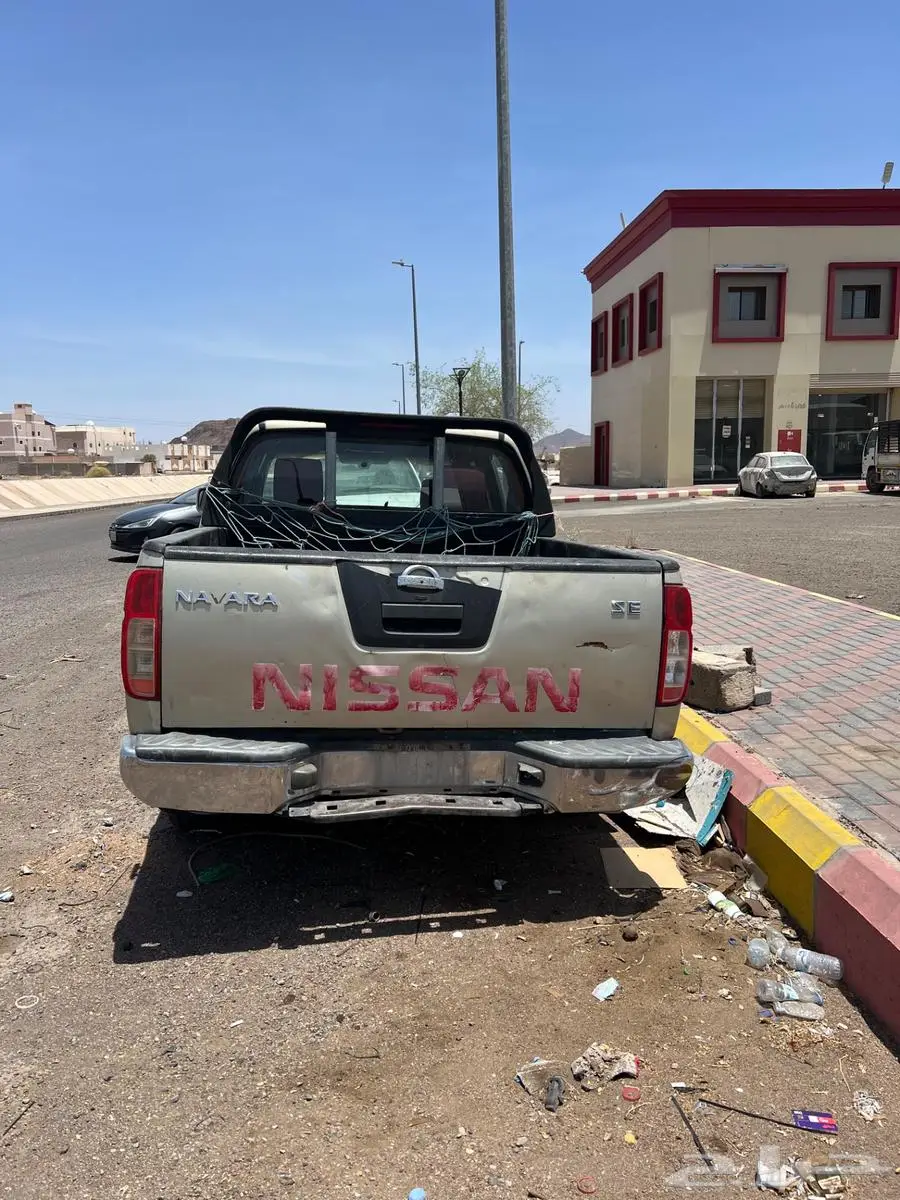 نيسان نايفارا 5