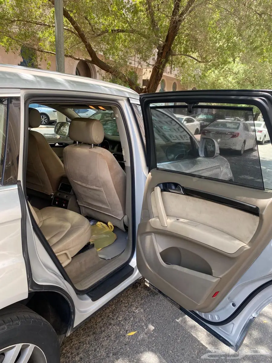 اودي Q7 8