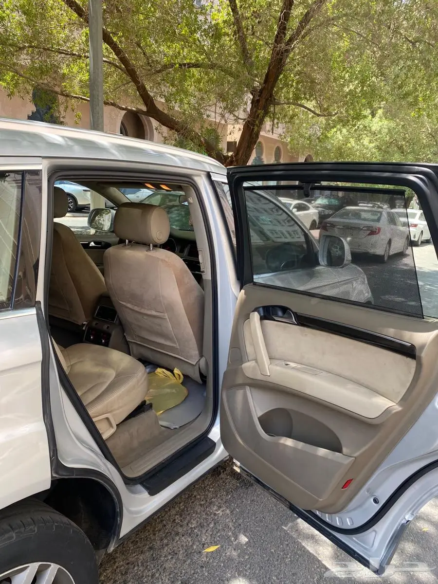 اودي Q7 10