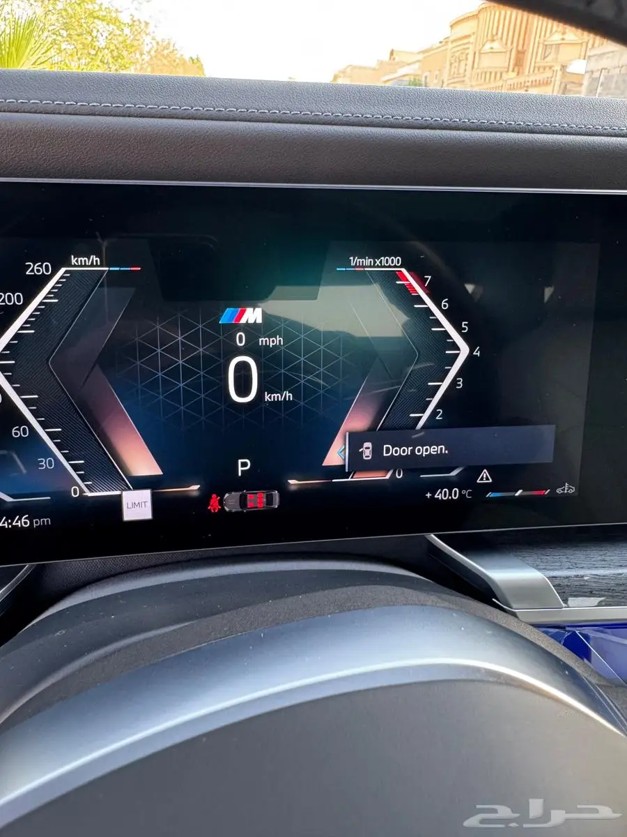 BMW 740i M Kit موديل 2024 شبه جديده 8