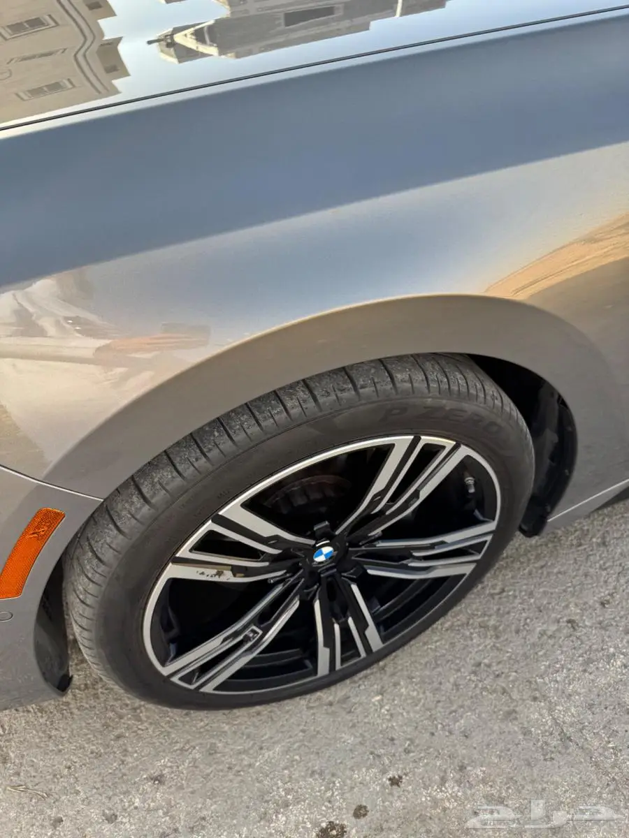BMW 740i M Kit موديل 2024 شبه جديده 23
