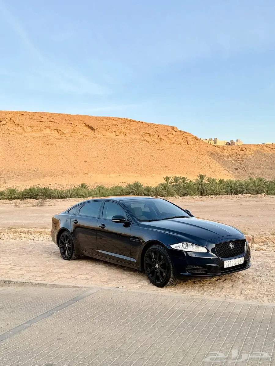 جاكوار XJ 10