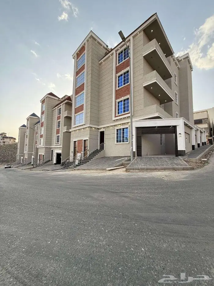 شقق دور اول للبيع ابها حي الروابي 4