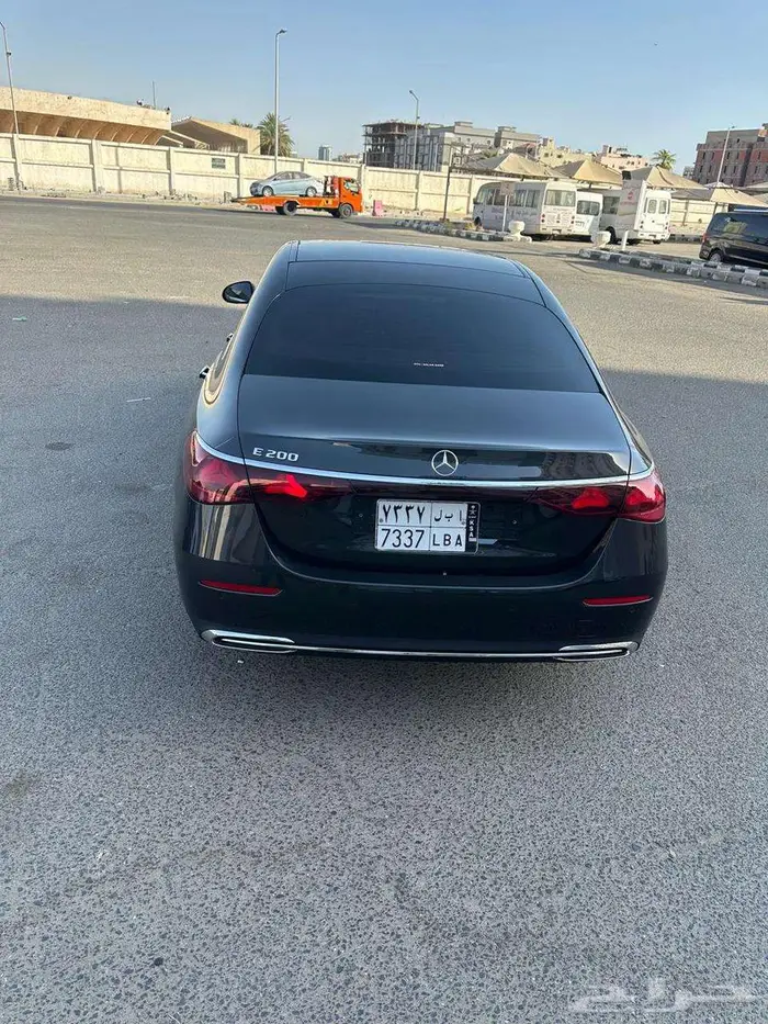 مرسيدس بنز E 200 فل 2024 (تم البيع) 17