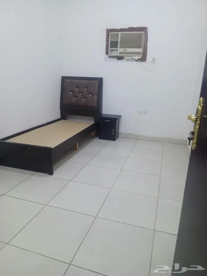 شقق عزاب موثثة للايجار الشهري بحي الخليج 6