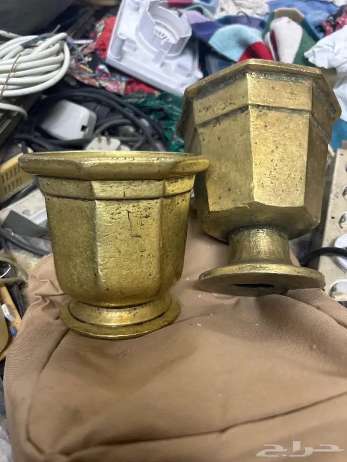 نجور تراثيه نحاس ودلال وادوات اخرى 12