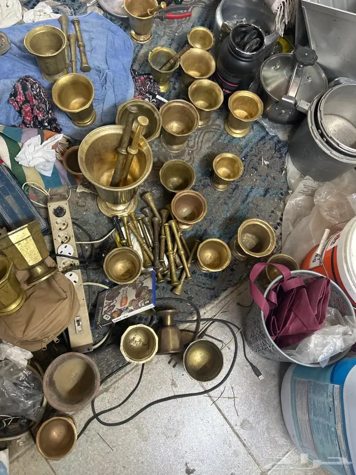 نجور تراثيه نحاس ودلال وادوات اخرى 10