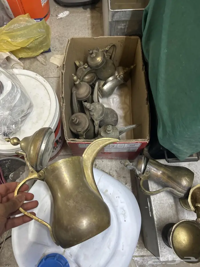 نجور تراثيه نحاس ودلال وادوات اخرى 8