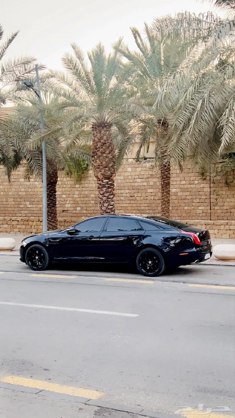 جاكوار XJ 3