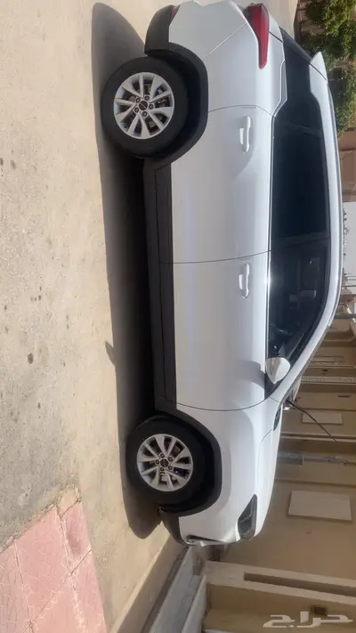 بايك x35 2023 لون ابيض على يدي من الوكاله 0