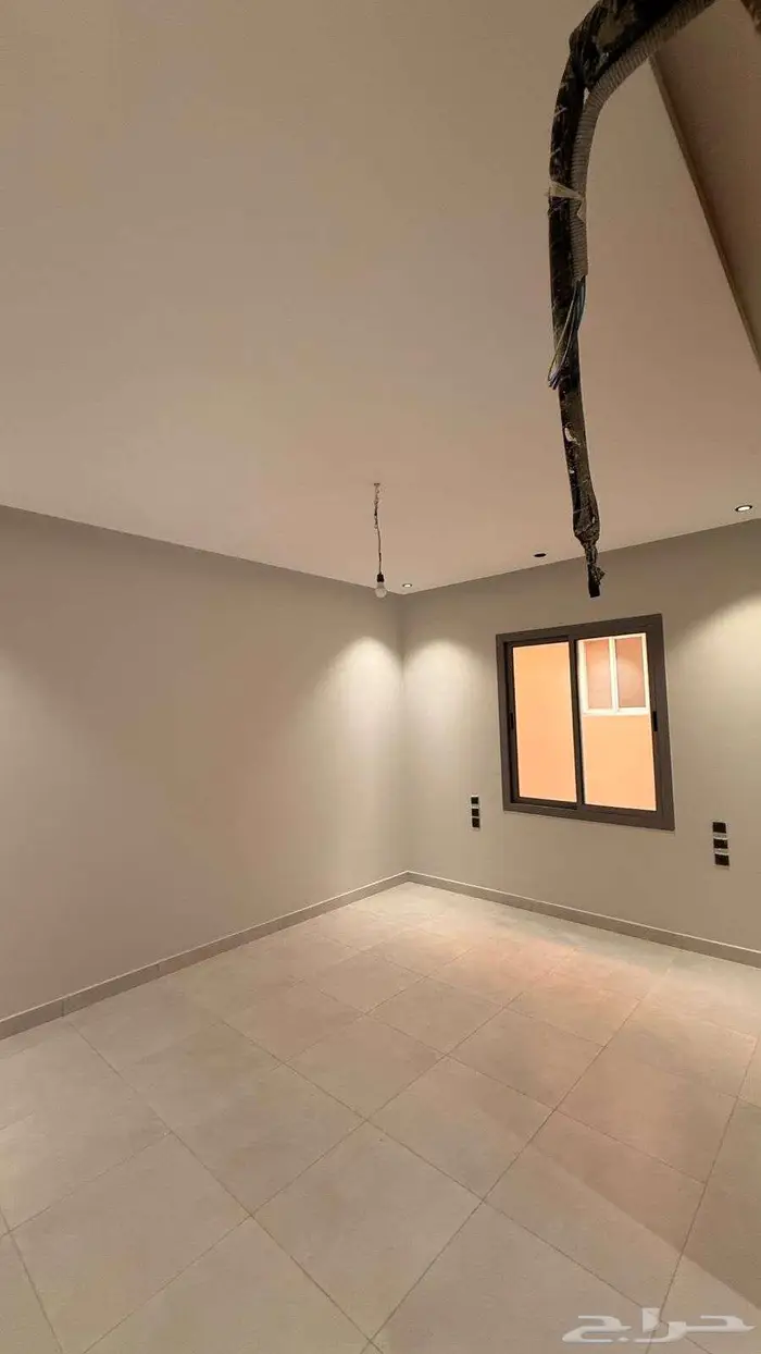 شقة جديدة للايجار حي الريان 8