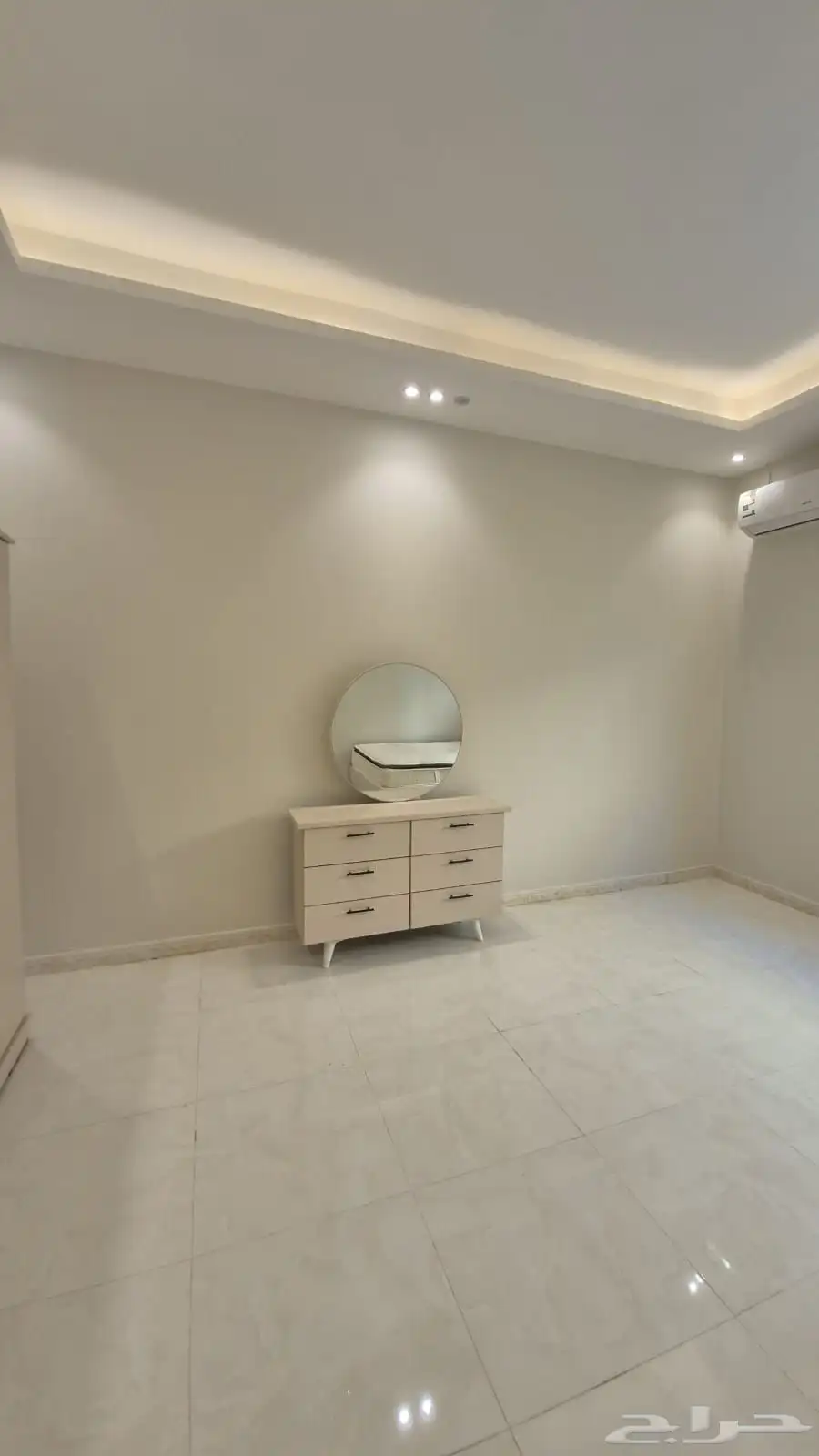 شقة ستديو مؤثثه للايجار السنوي رقم ترخيص الاعلان 7200585194 0