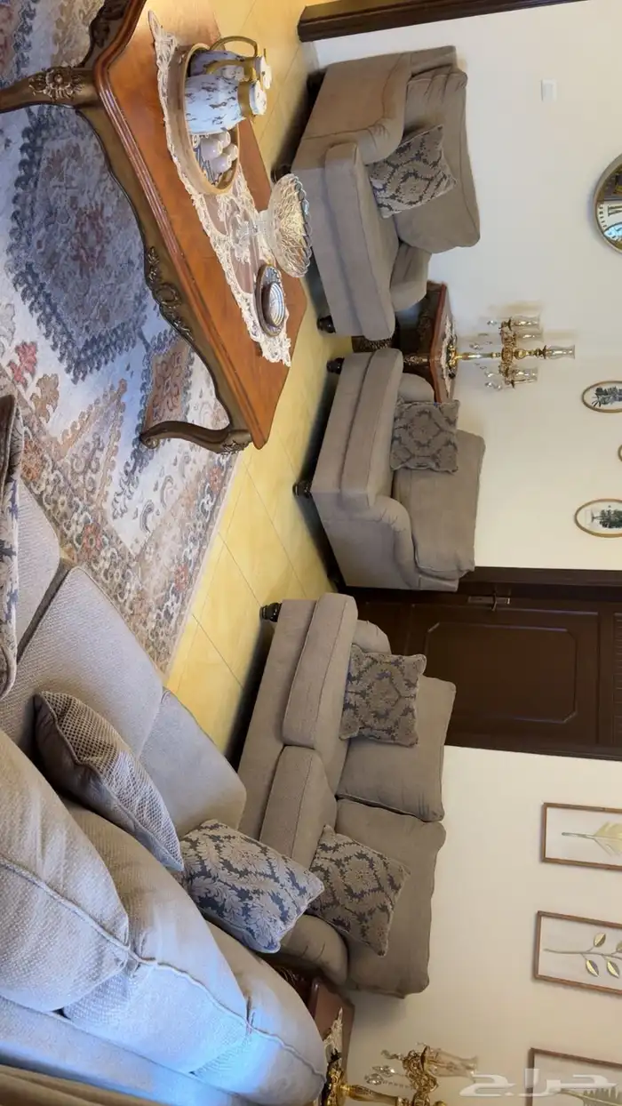 كنب نظيف من الرقيب للمفروشات 1