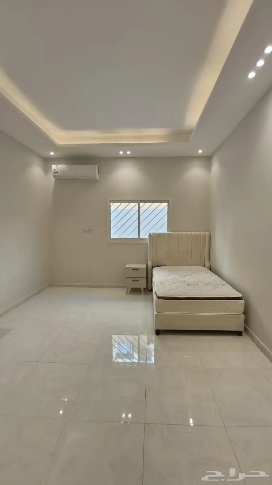 شقة ستديو مؤثثه للايجار السنوي رقم ترخيص الاعلان 7200585194 1