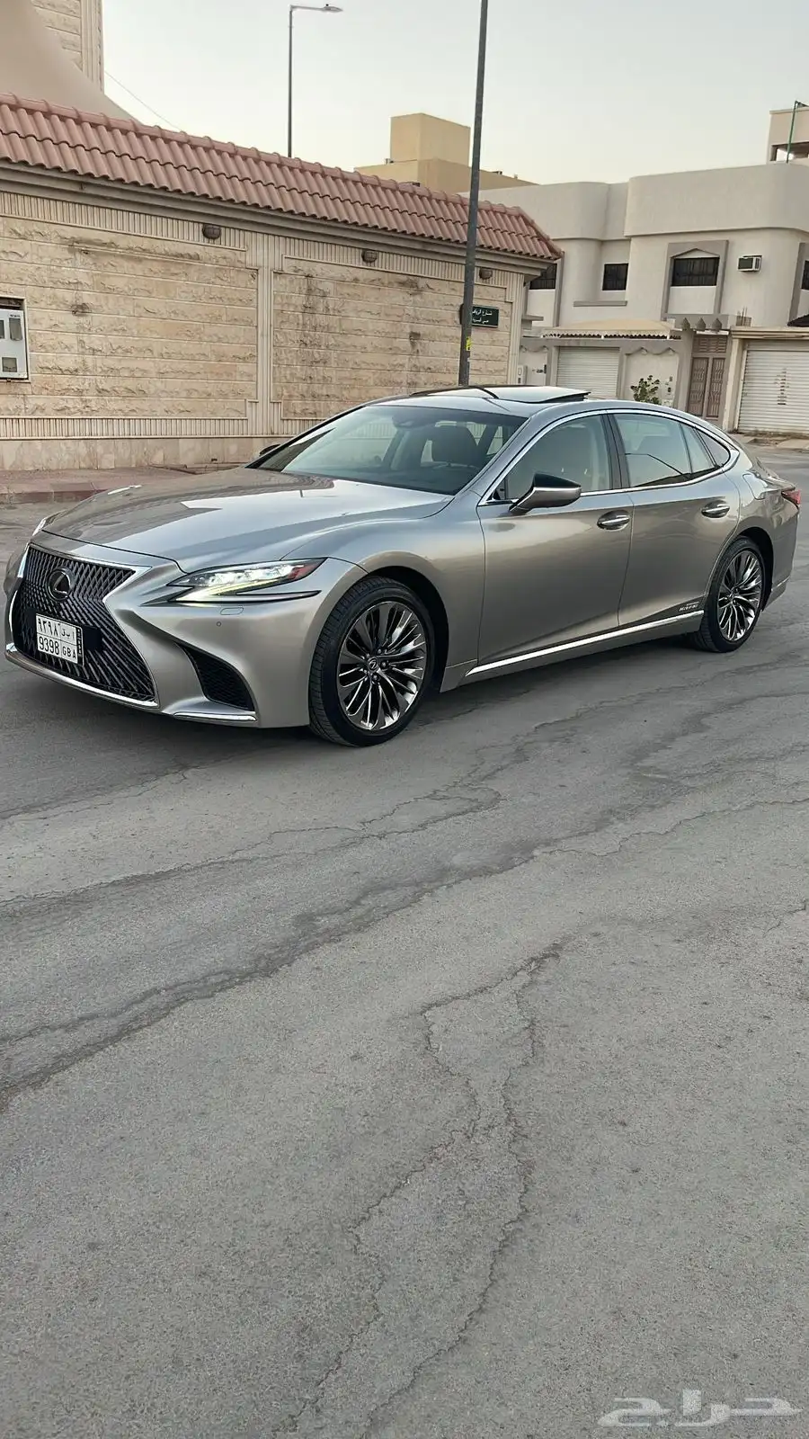 لكزس 2018 LS500h 2