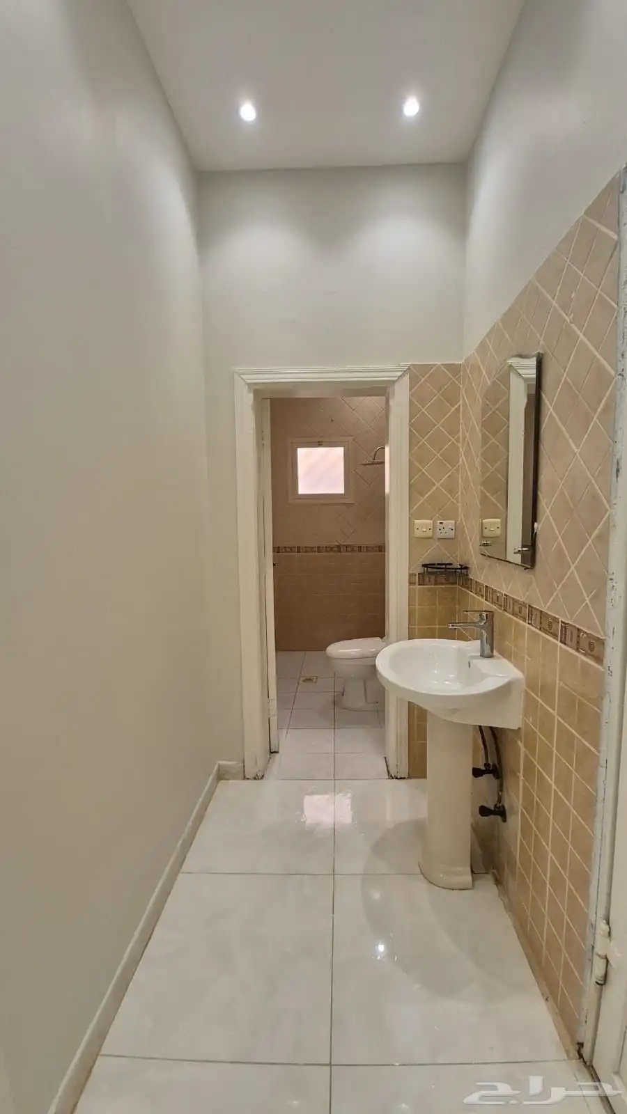 شقة ستديو مؤثثه للايجار السنوي رقم ترخيص الاعلان 7200585194 3