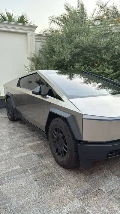 تيسلا سايبر ترك 2024 0