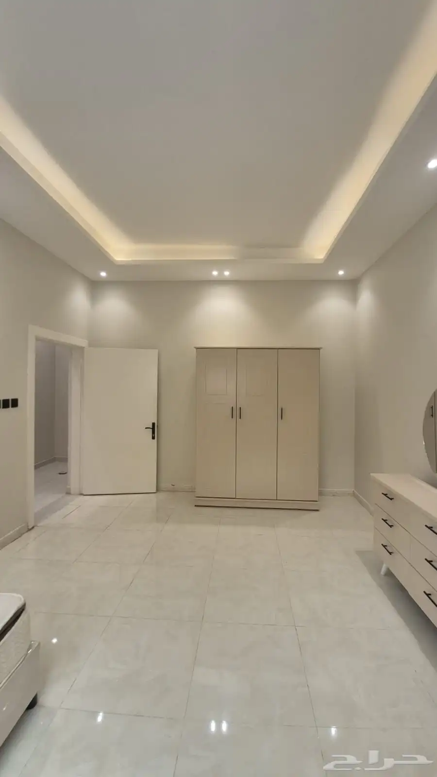 شقة ستديو مؤثثه للايجار السنوي رقم ترخيص الاعلان 7200585194 2