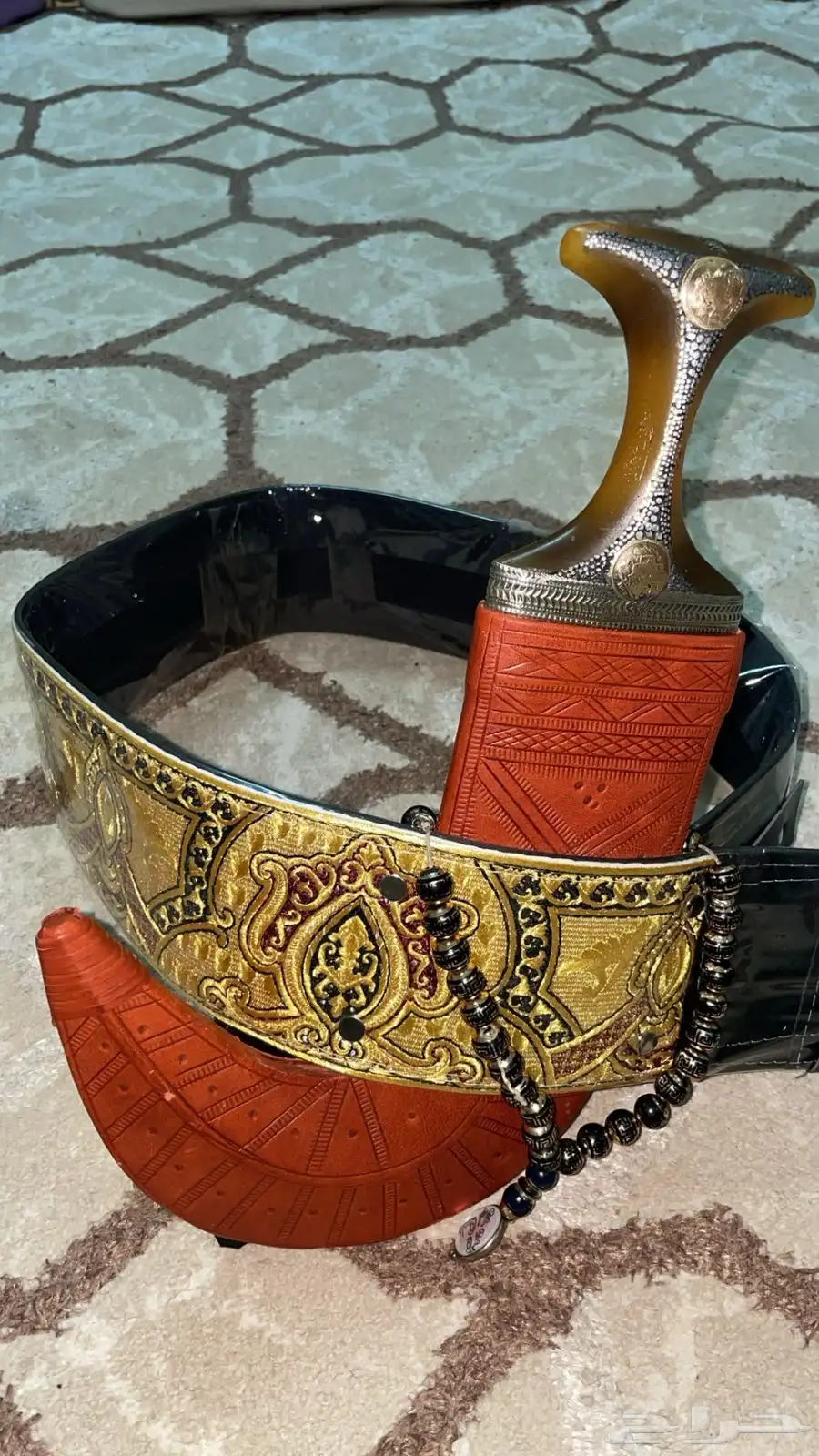 جنبيه شبيه الزراف 0