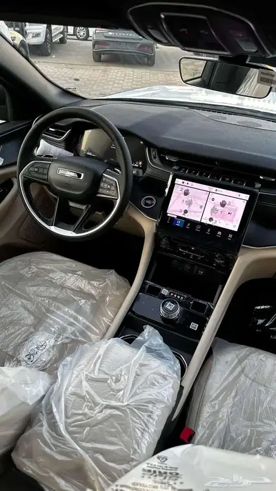 جيب جراند شيروكي لاريدو 2025 لدي شركة الخضر للسيارات 2
