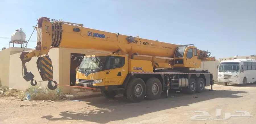 CRANE FOR RENT 2