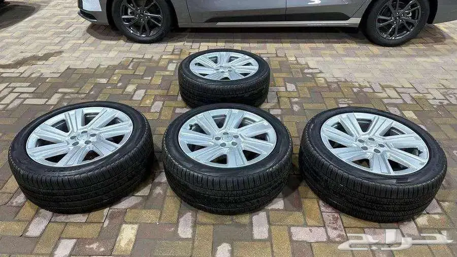 جنوط رنج روفر 2022 جديد مقاس 285 45R22 2