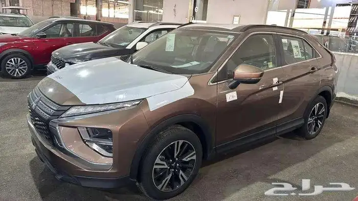 ميتسوبيشي اكليبس كروس موديل 2023 5