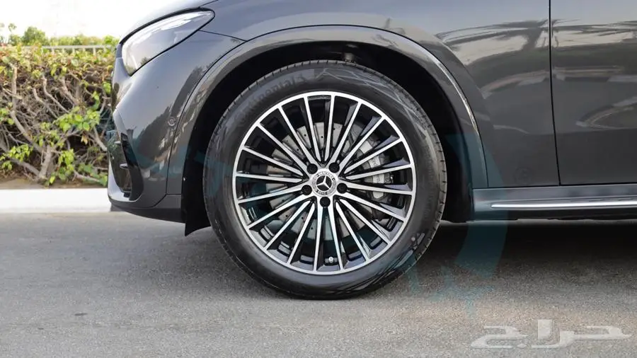 مرسيدس بينز glc 200 coupe 2025 خليجي اصفار مع ضمان الوكيل 32