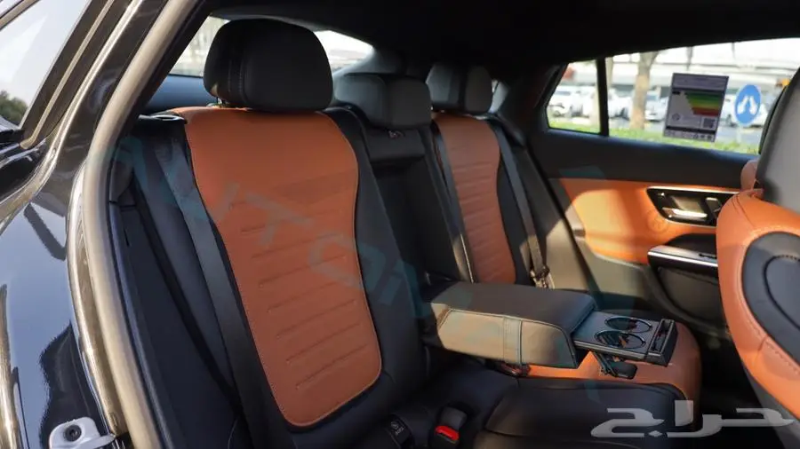 مرسيدس بينز glc 200 coupe 2025 خليجي اصفار مع ضمان الوكيل 23