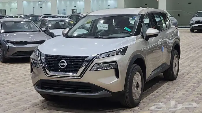 نيسان اكس تريل 5 مقاعد دفع رباعي ستاندر 2025 كاش وأقساط 2