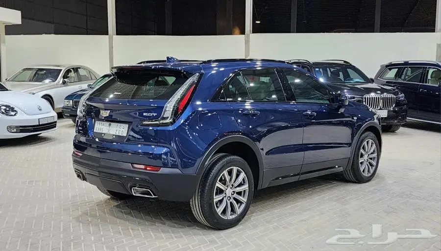 كاديلاك XT4 2019 7