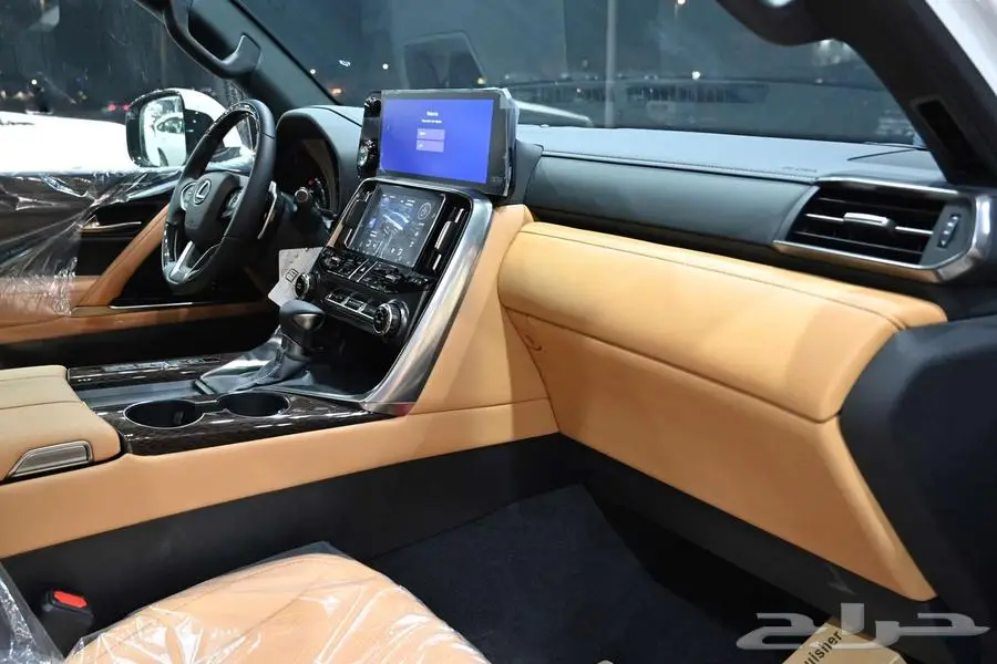 جيب لكزس 2025 LX600 BB بريمي بالنقد والتقسيط 7