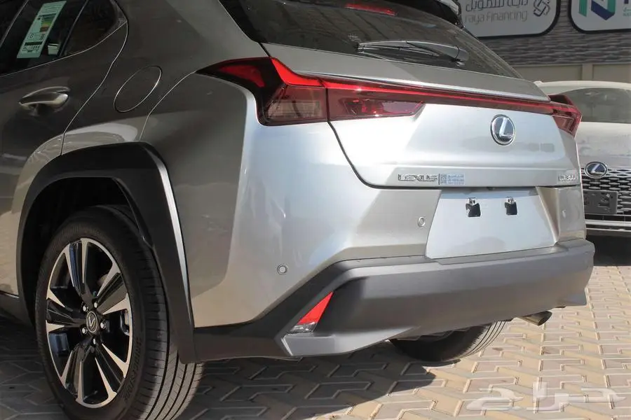 لكزس - UX 300 - CH - هايبرد - فل كامل - خليجي - 2025 5