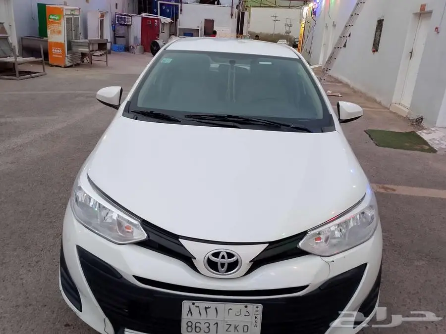 توياتا يارس 2019 12