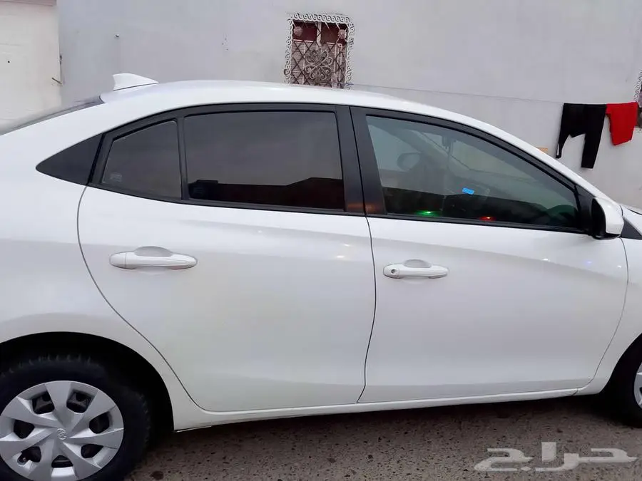 توياتا يارس 2019 11