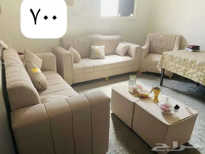 اثاث جديد للبيع كنب لم يستخدم للبيع المستعجل بسبب السفر 3
