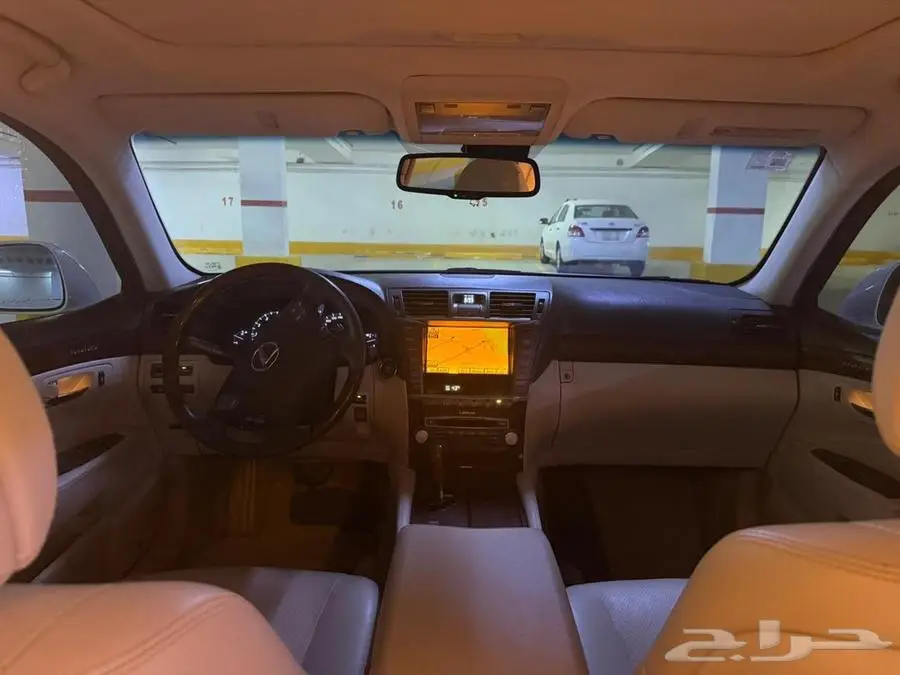 لكزس LS 2011 13