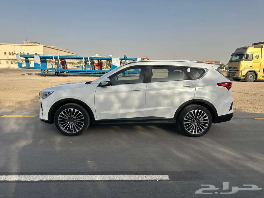 2024 Jetour X70 full options w sunroof (100  Accident Free) 5